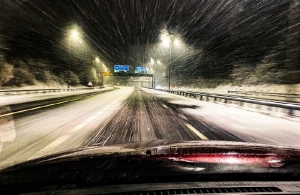 OTEŽANI METEO UVJETI NA CESTI: Vožnja po snijegu, na što treba paziti?